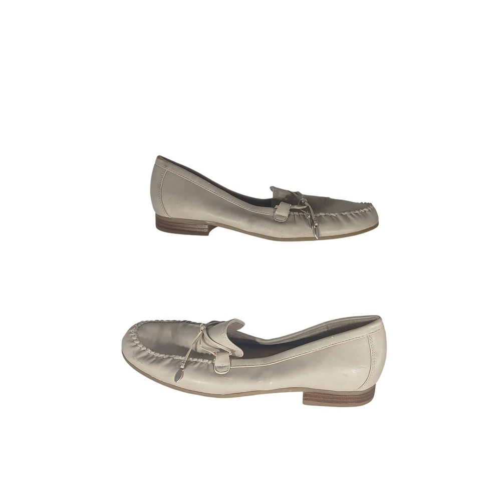 Mootsies Tootsies Loafers 7.5 Cream Bow Leaf Charm Preppy Office Slip On Flats